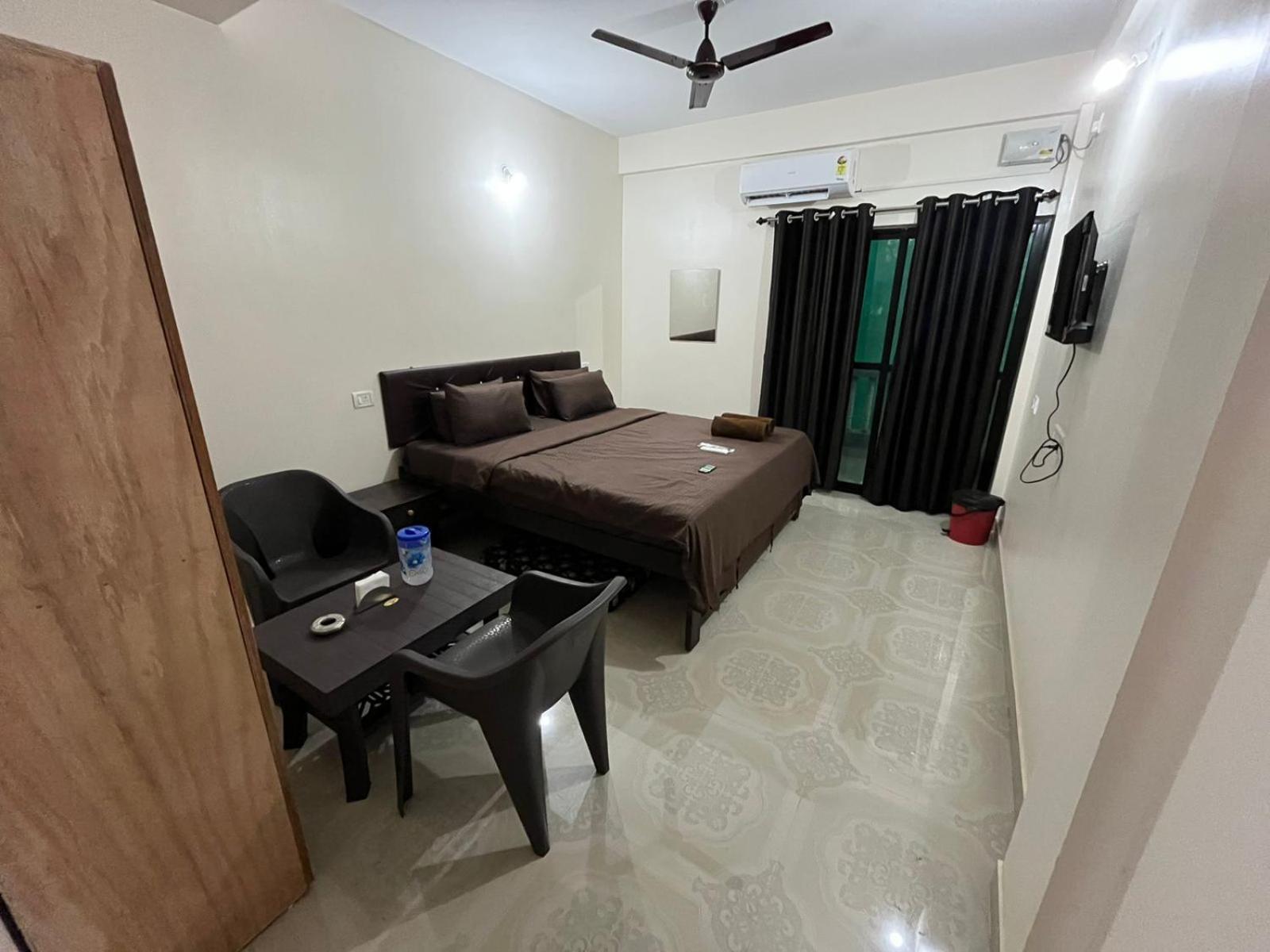 Hotel Saffron Бага Экстерьер фото